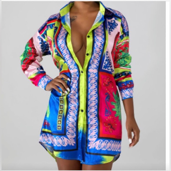 Fashion blouse/ tunic OS - Picture 2 of 2